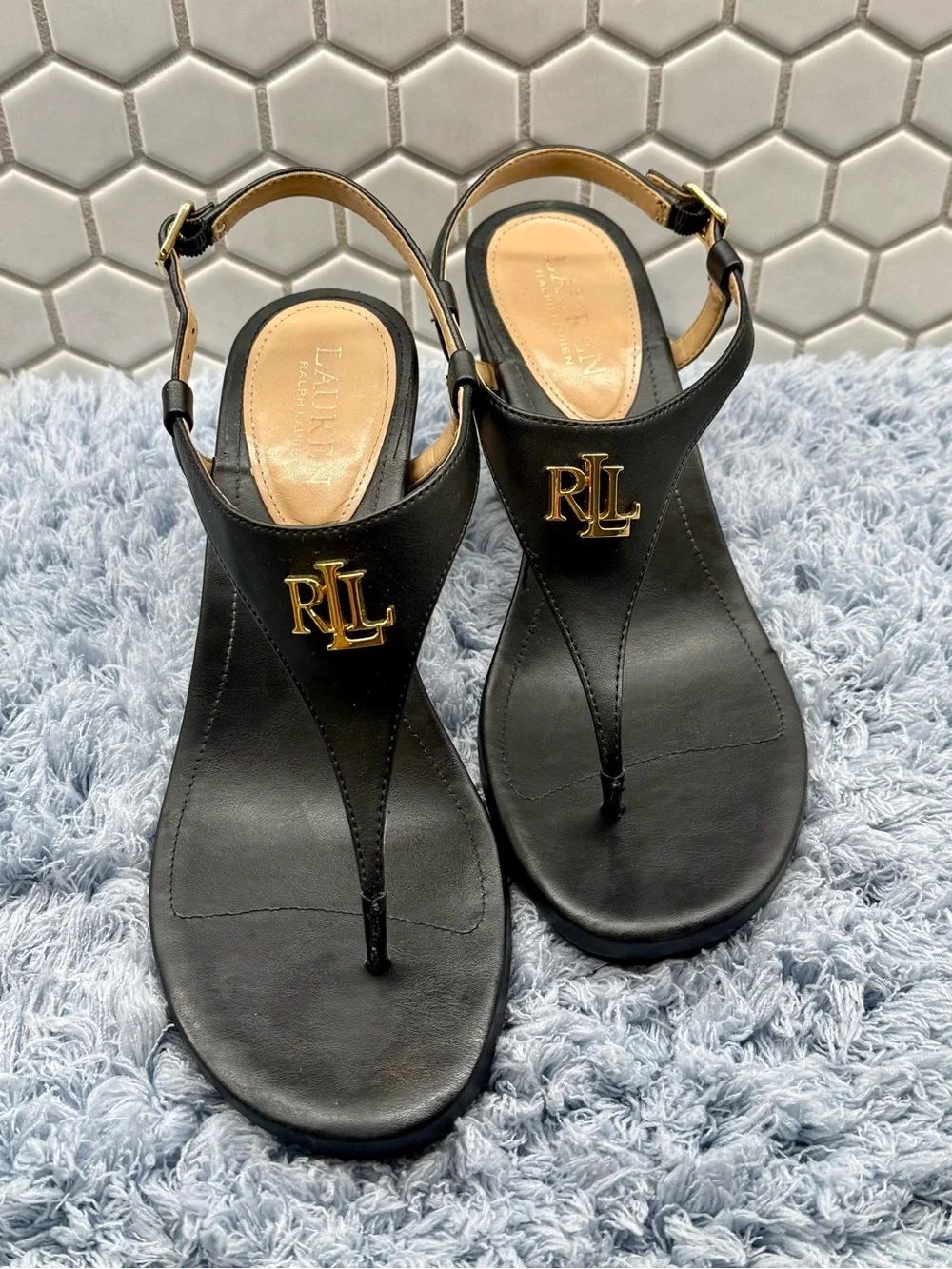 Ralph Lauren Woman’s Black Jeannie Wedge Thong Sandal 3inch heel size 8.5